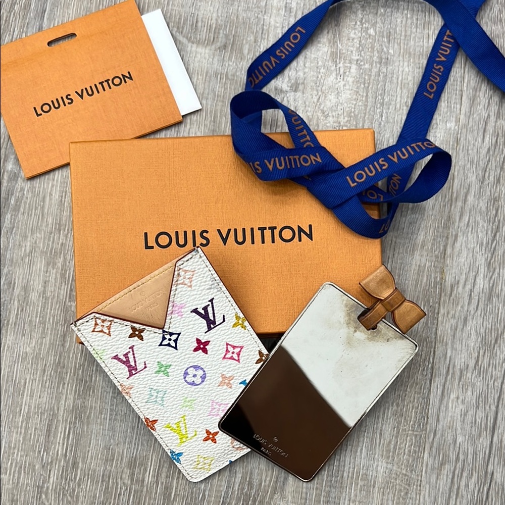 Louis Vuitton Multicolor Monogram Card Holder and Mirror - Picture 5 of 5